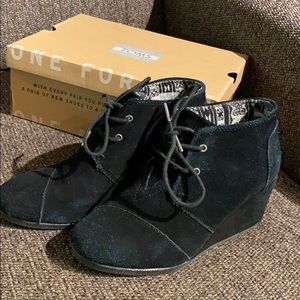 Toms wedges